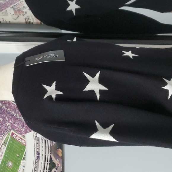 RACHEL ZOE BLACK W/WHITE STARS WARM&THICK CREW NECK SWEATER SZ MEDIUM - Picture 4 of 11